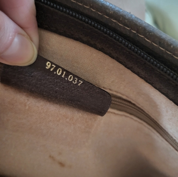 Vintage Gucci clutch - Picture 15 of 16